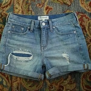 Madewell boyfriend distressed jean shorts 24